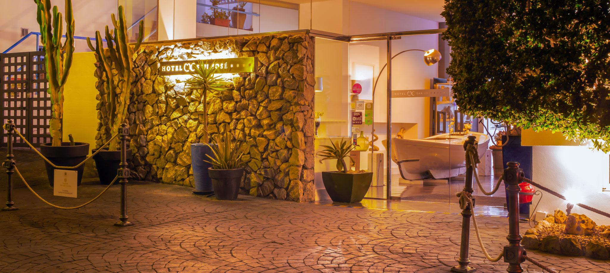 Hotel Mc San Jose Exterior photo